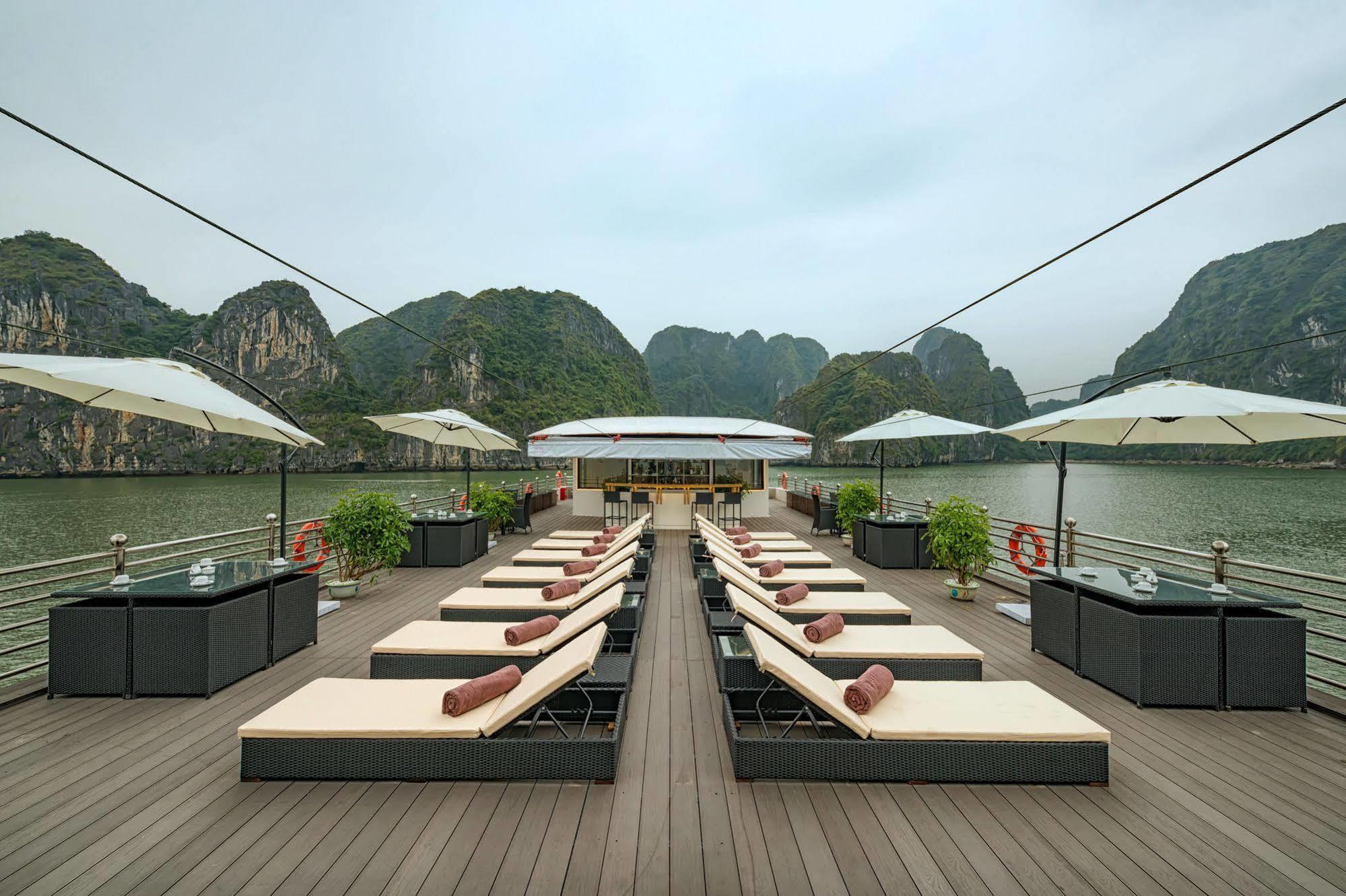 La Vela Premium Cruise - Managed By Paradise Cruises Ha Long Exteriér fotografie